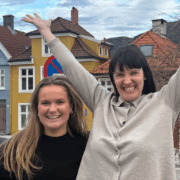 Frøya Skjold-Sjursæther og Katrine Nødtvedt